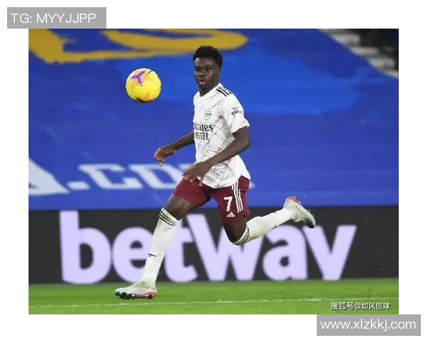 富安健洋：从日本天才到英超强援，他的足球之路与公仔背后的故事